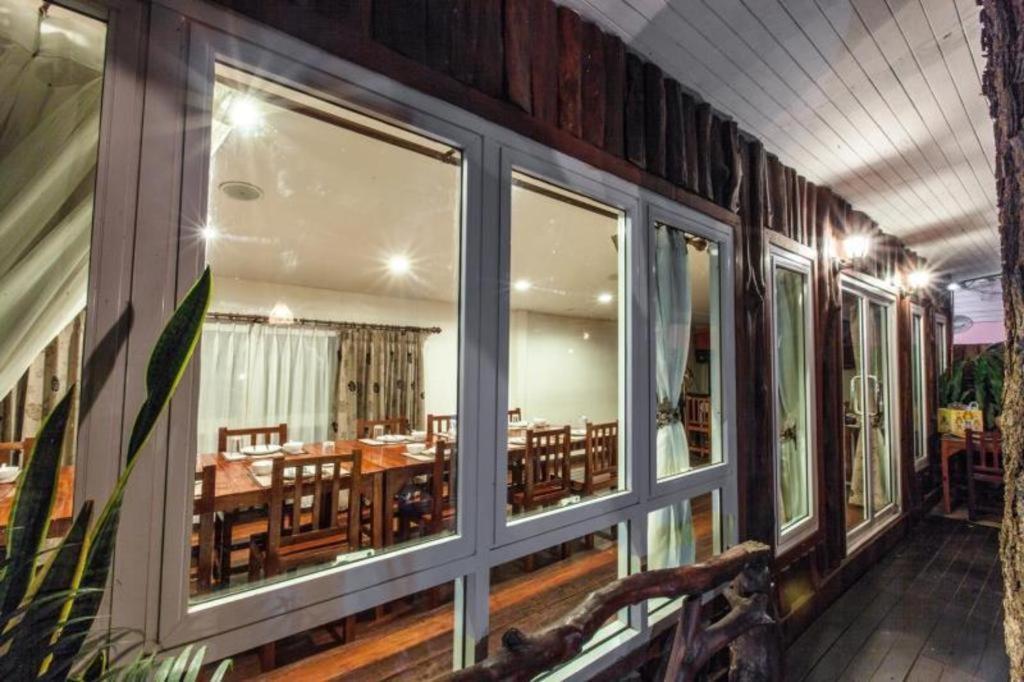 Varee Valley Resort And Restaurant Khon Kaen Exteriör bild