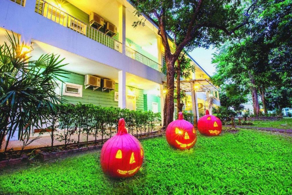 Varee Valley Resort And Restaurant Khon Kaen Exteriör bild